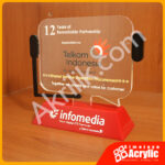 Jasa Pembuatan Plakat